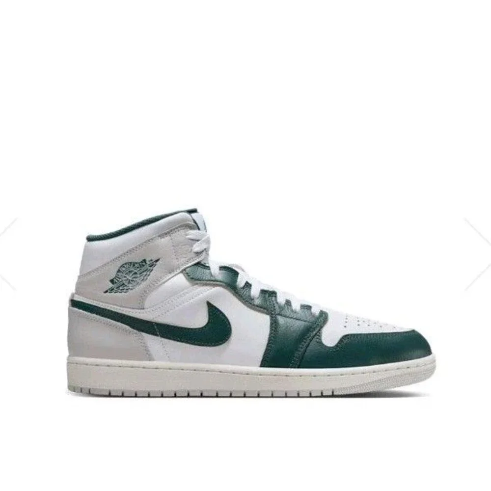 NWOT Air Jordan 1 Mid SE Men's Shoes. White/Green. Size 12 - Picture 2 of 5